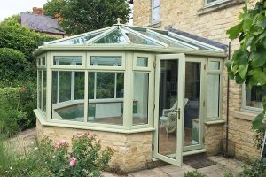 Green Conservatory - are orangeries warmer than conservatories 